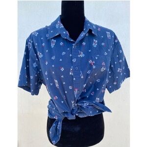Levis short sleeve button up shirt L